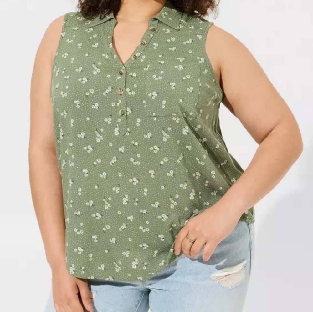 NWT Torrid Olive Floral Sleeveless Blouse - Picture 10 of 11